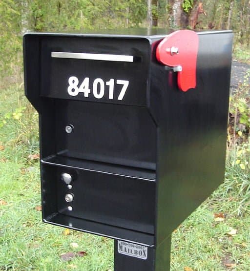 The Senator 🔒 Indestructible 1/4 Inch Steel Mail ✉️and Package